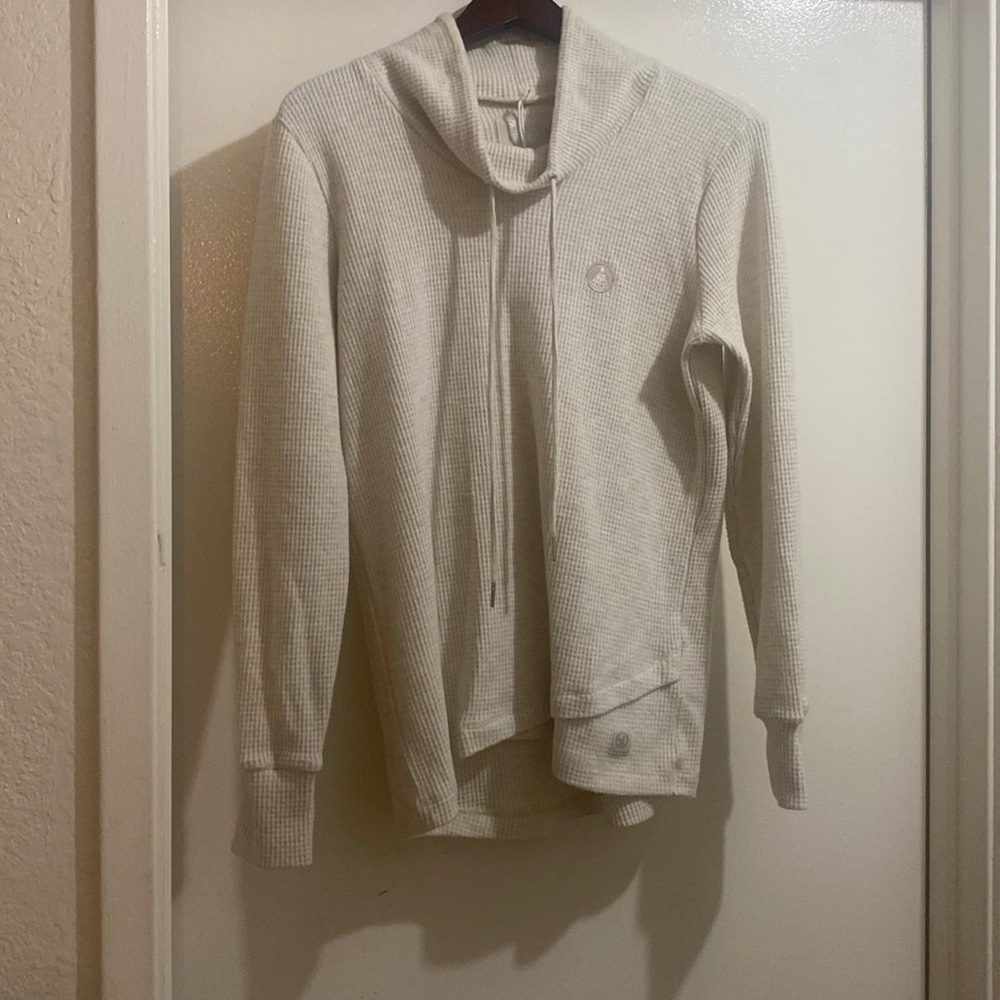 Sweatshirt, Very comfy, brand new. Never worn it.